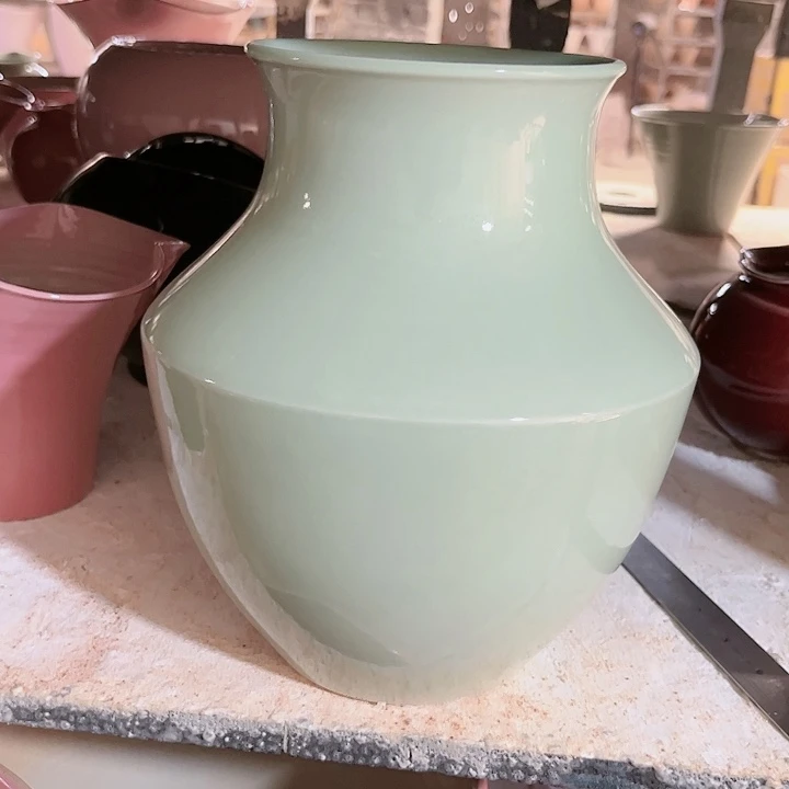 瓶口12高25无景德镇陶瓷学院