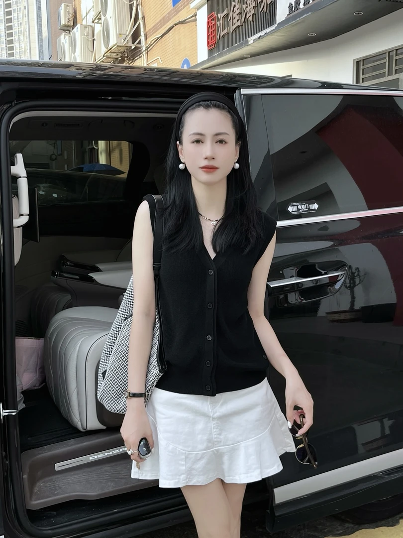 【Si&华严选】老钱风V领无袖休闲凉感马甲开衫假两件百搭上衣3379