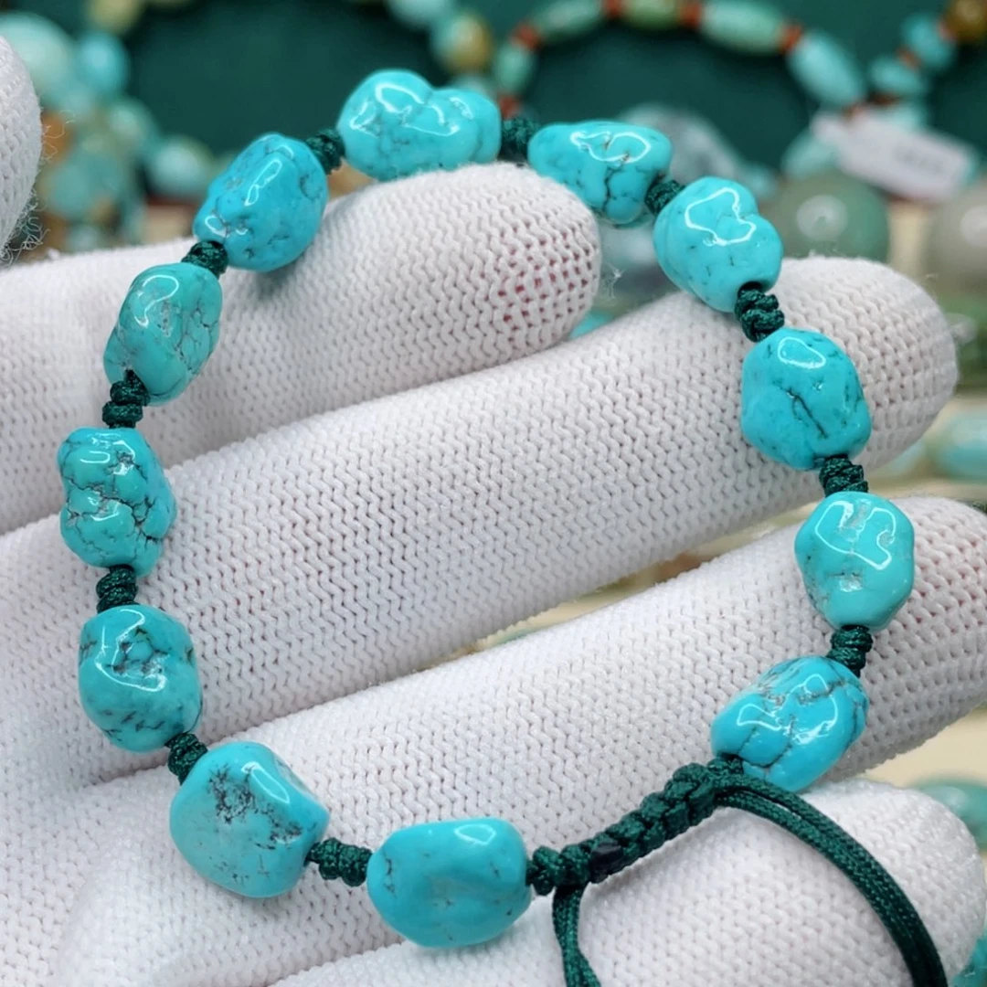 未镶嵌绿松石颈饰