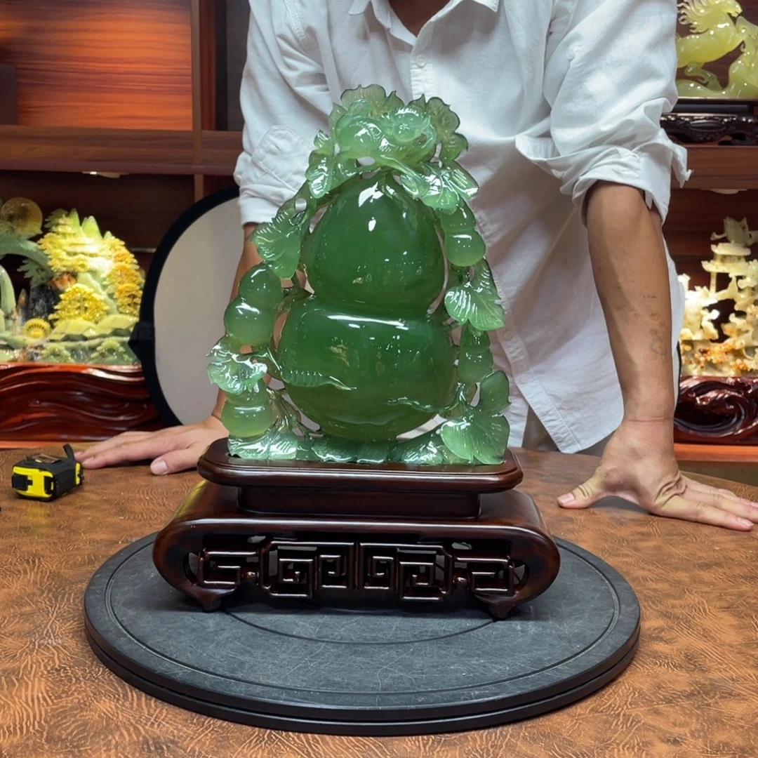 木***生玉手工雕刻岫玉家居摆件