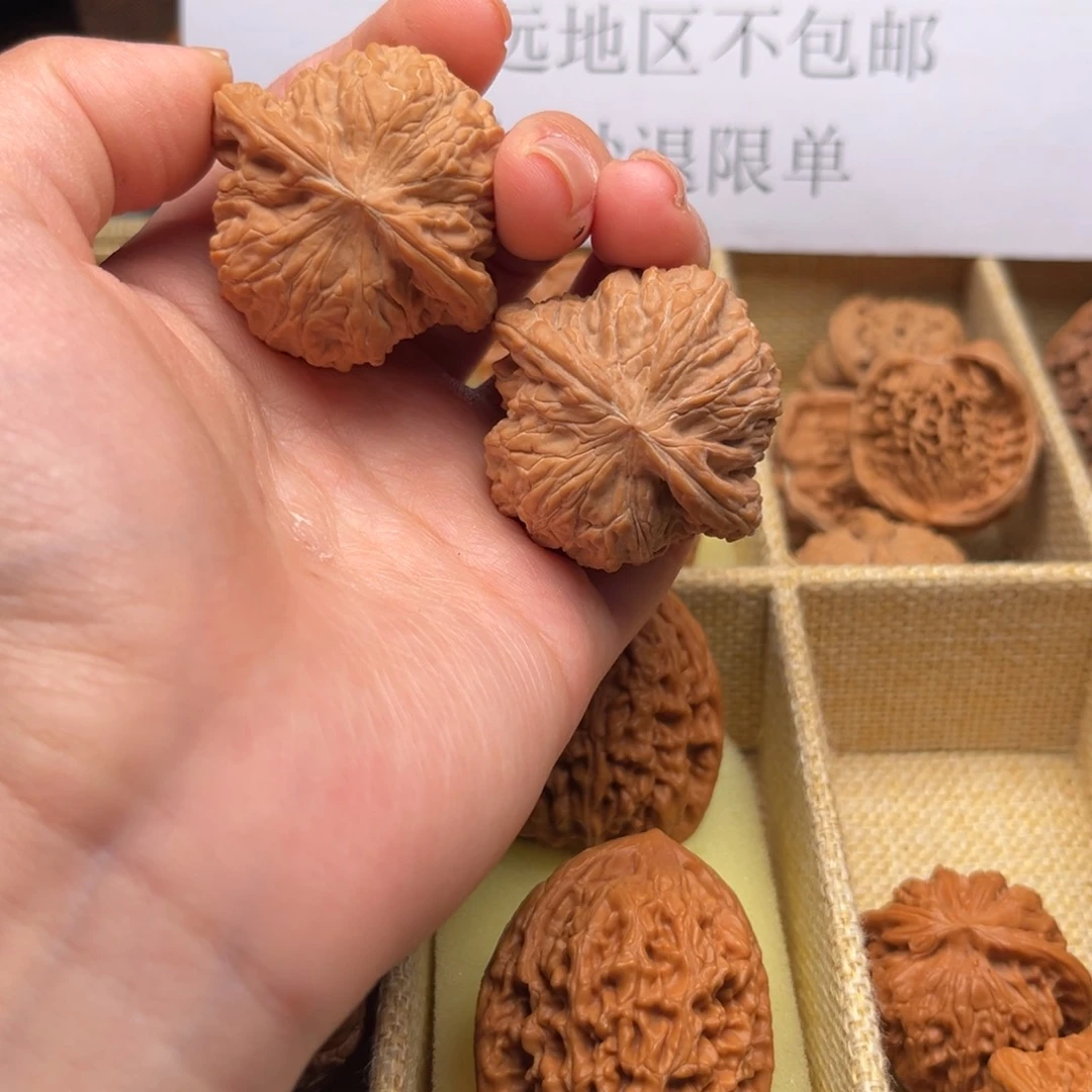 文玩核桃吊坠40➕mo pan