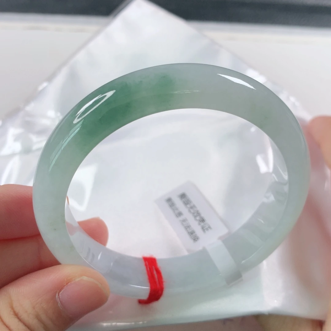 未镶嵌手镯翡翠272