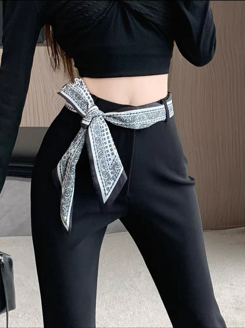 黑色开叉微喇裤子女2025新款高腰显瘦垂感西装喇叭裤休闲长裤