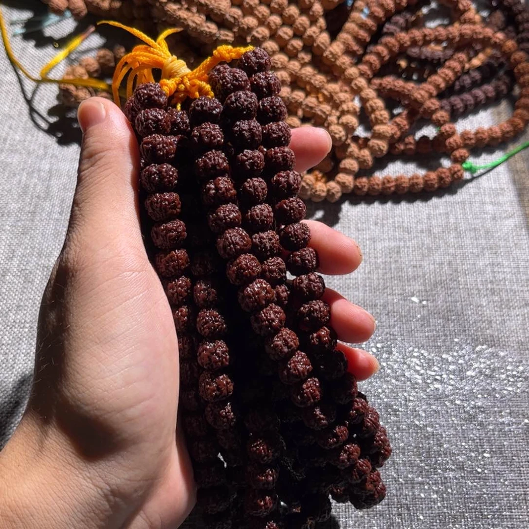 金刚菩提吊坠平细手持10