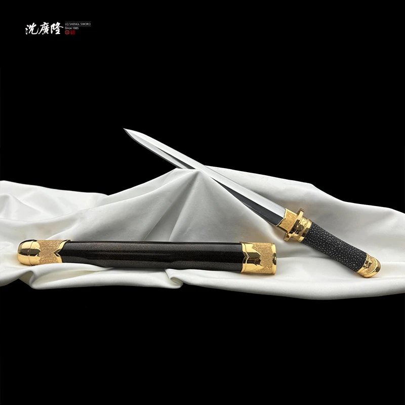 龙泉沈广隆-平步青云 黑鱼皮手柄 大漆鞘 镀金 花纹钢 未开刃