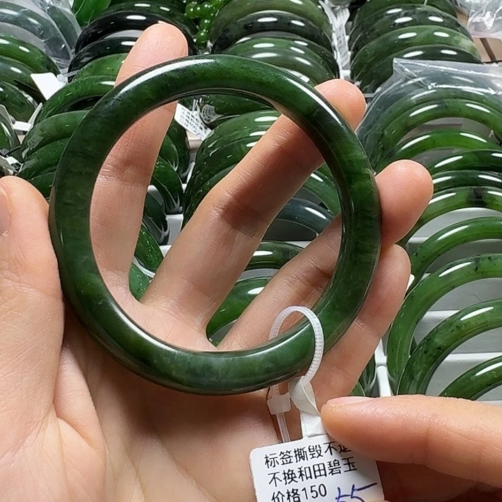 和田玉（碧玉）未镶嵌手镯细条55有瑕