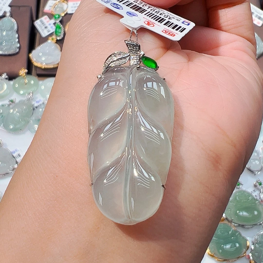翡翠18K金镶嵌吊坠(不含链)叶子