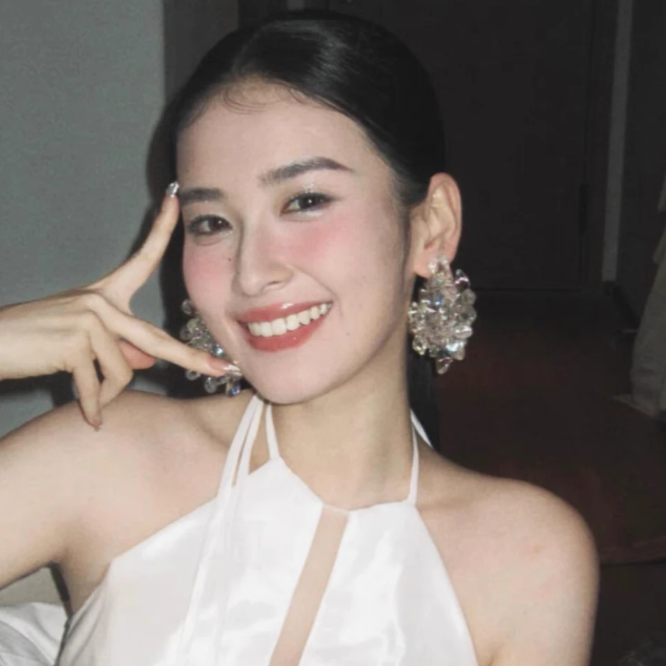 铜合金耳饰 2842新款夸张重工款大水晶花朵出片耳饰新娘敬酒服