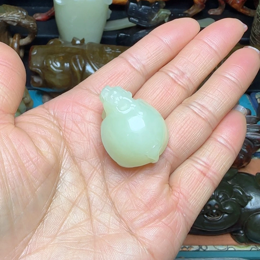 和田玉挂件未镶嵌