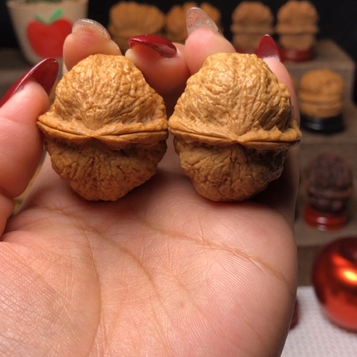 文玩核桃把件75呱呱来财