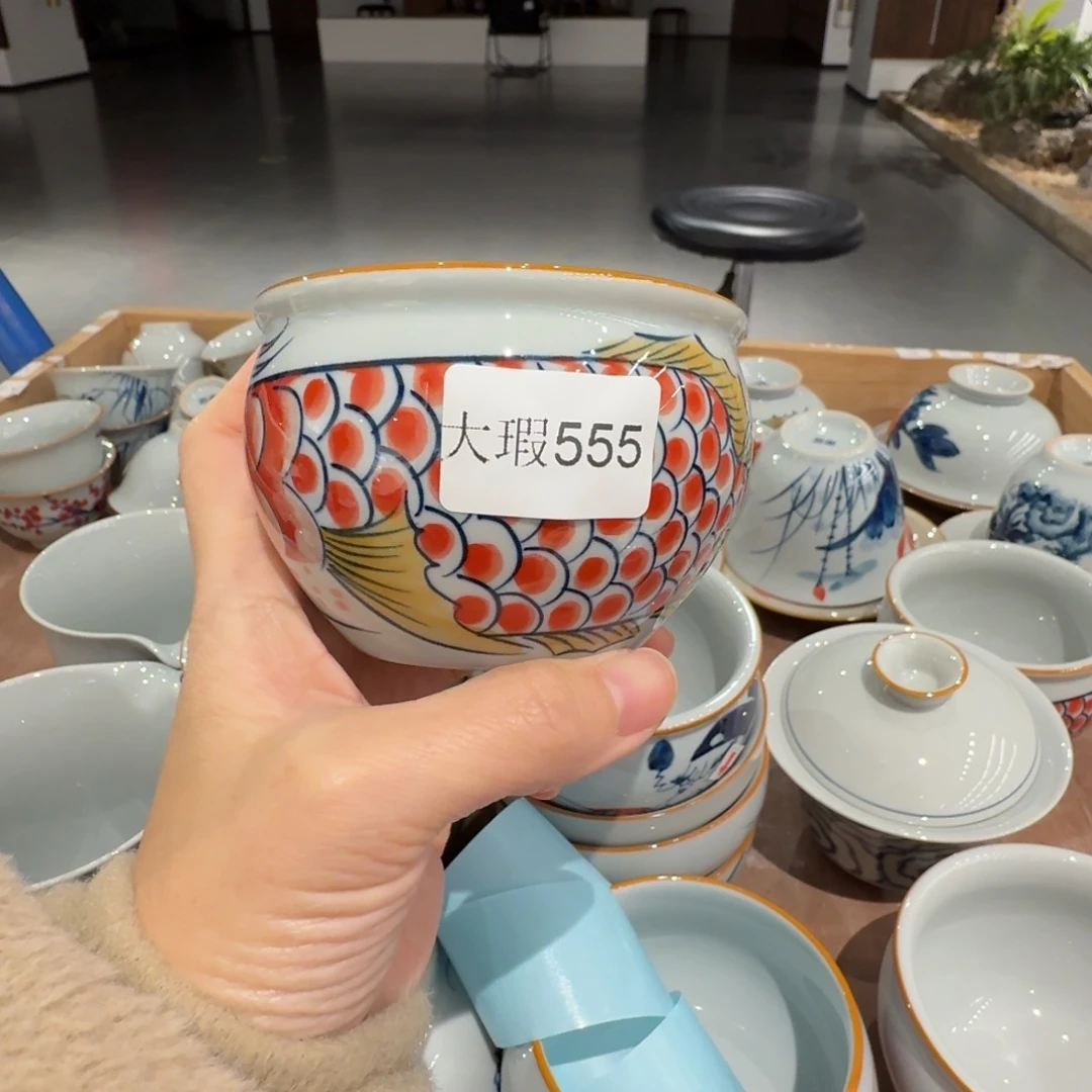 釉下手绘茶具微瑕