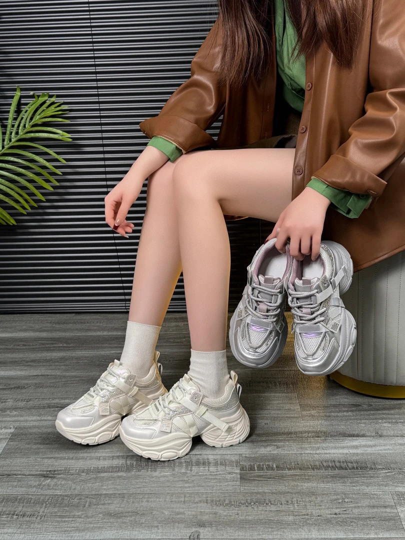 高级感厚底老爹鞋女2025春季新款显脚小女鞋休闲运动鞋521