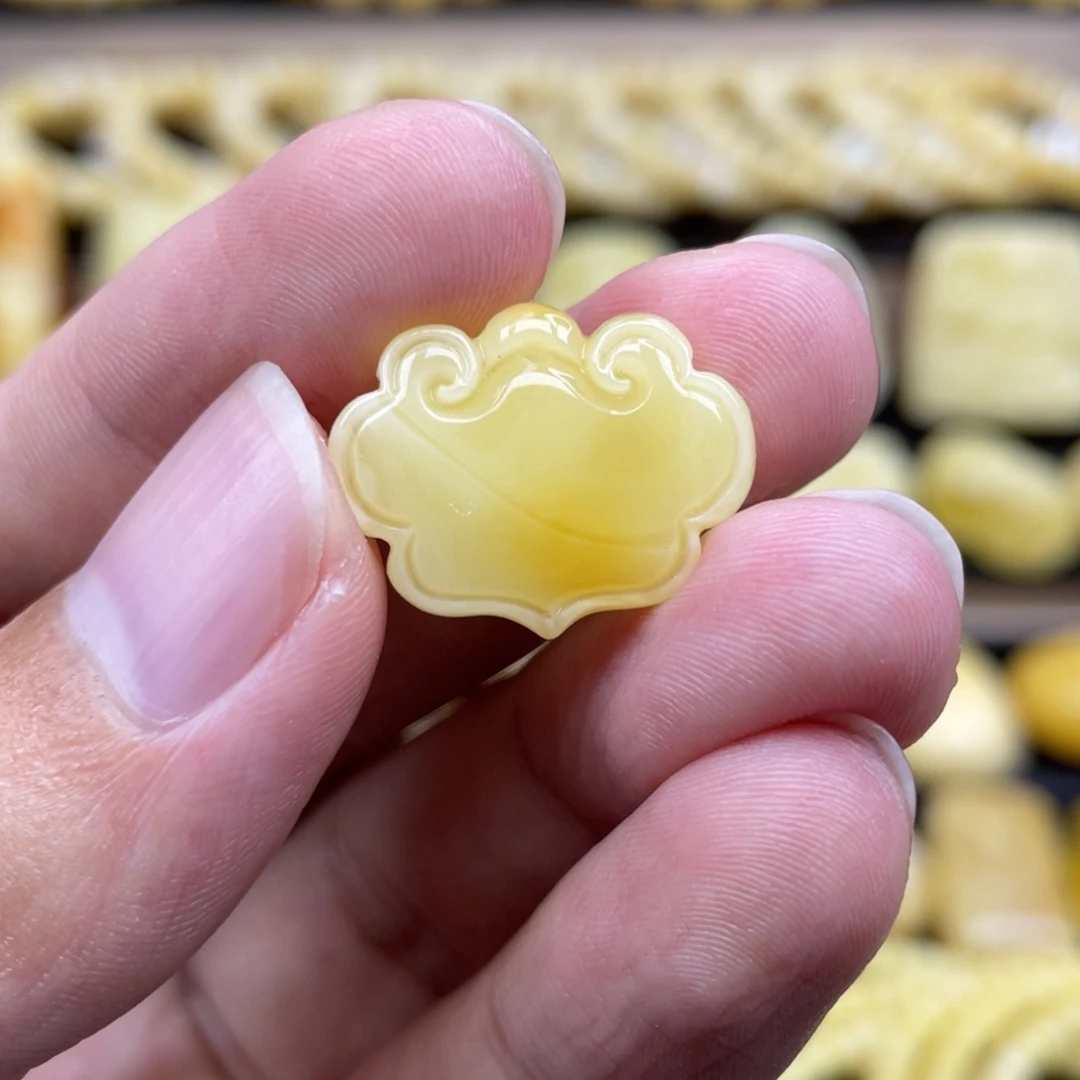琥珀未镶嵌裸石琥珀蜜蜡