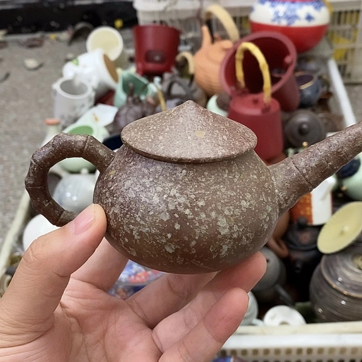 陶瓷艺术品及陶瓷壶