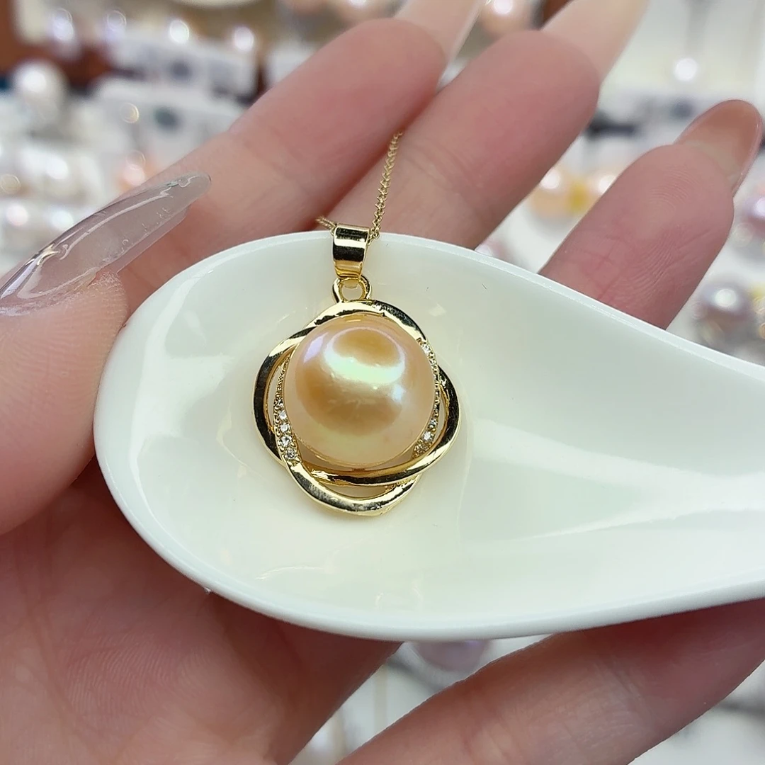 合金淡水珍珠颈饰