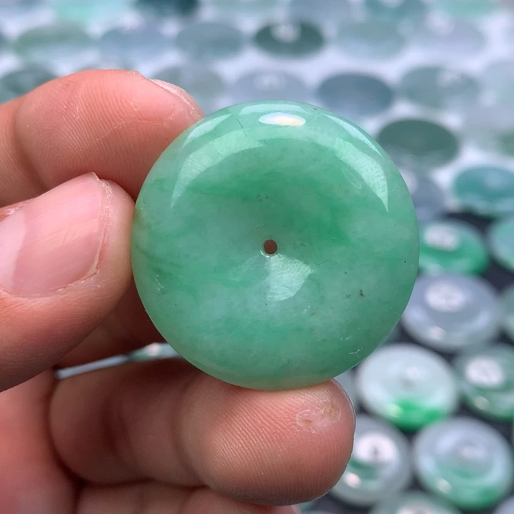 翡翠未镶嵌颈饰缅甸天然A货翡翠32-7.0