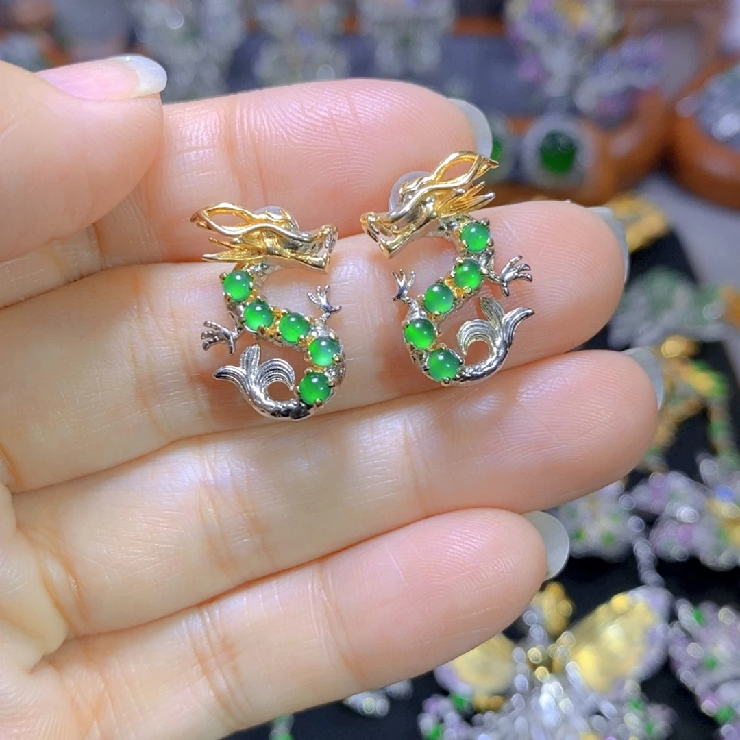 翡翠颈饰银S925镶嵌天然翡翠