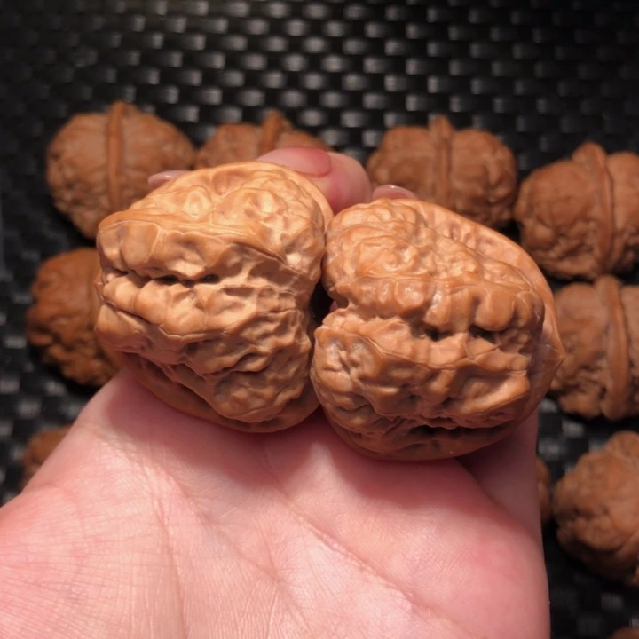把件文玩核桃40开背肌肉蛙