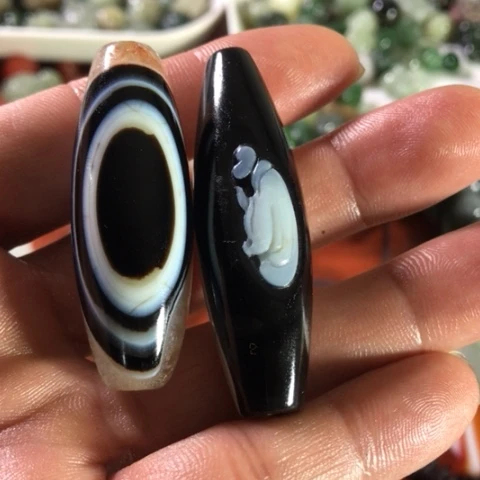 颈饰未镶嵌和田玉（糖玉）娜**妮