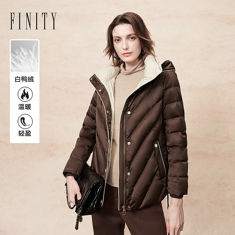 FINITY 冬季新款简约连帽蓬松保暖短外套上衣 F21Y9A28Y2