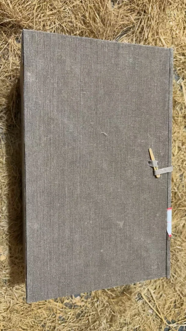 精品摆件双耳蓝瓶  好看带箱