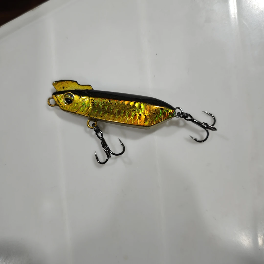 半截棍一口吞沉水铅笔