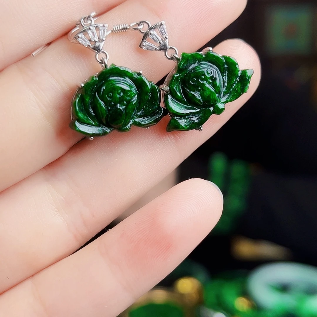 颈饰银S925镶嵌翡翠多样性