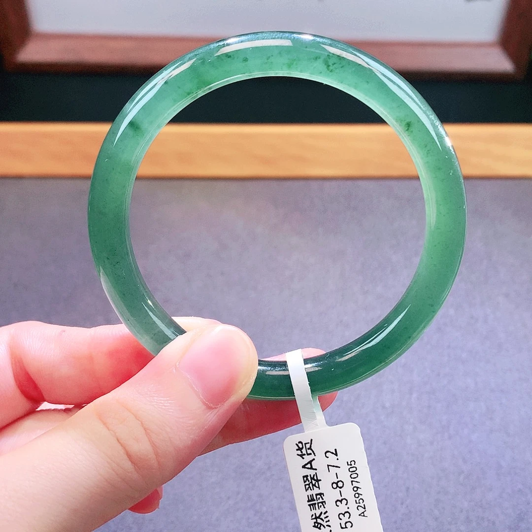 未镶嵌手镯翡翠天然翡翠