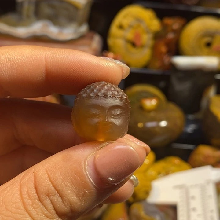 合金颈饰玛瑙/玉髓追*者