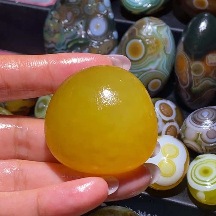 玛瑙/玉髓未镶嵌珠宝奇石8