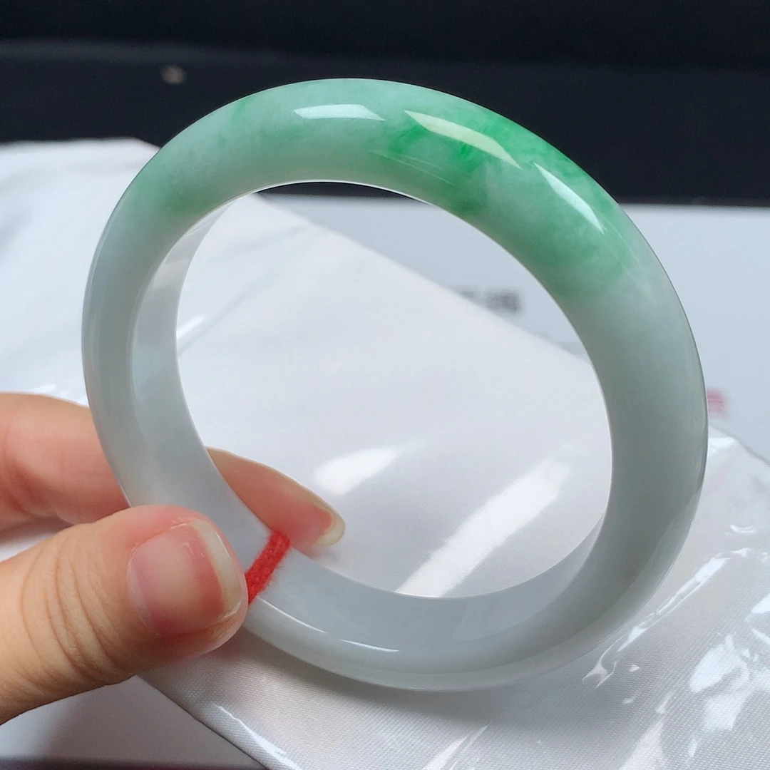 翡翠未镶嵌手镯1573