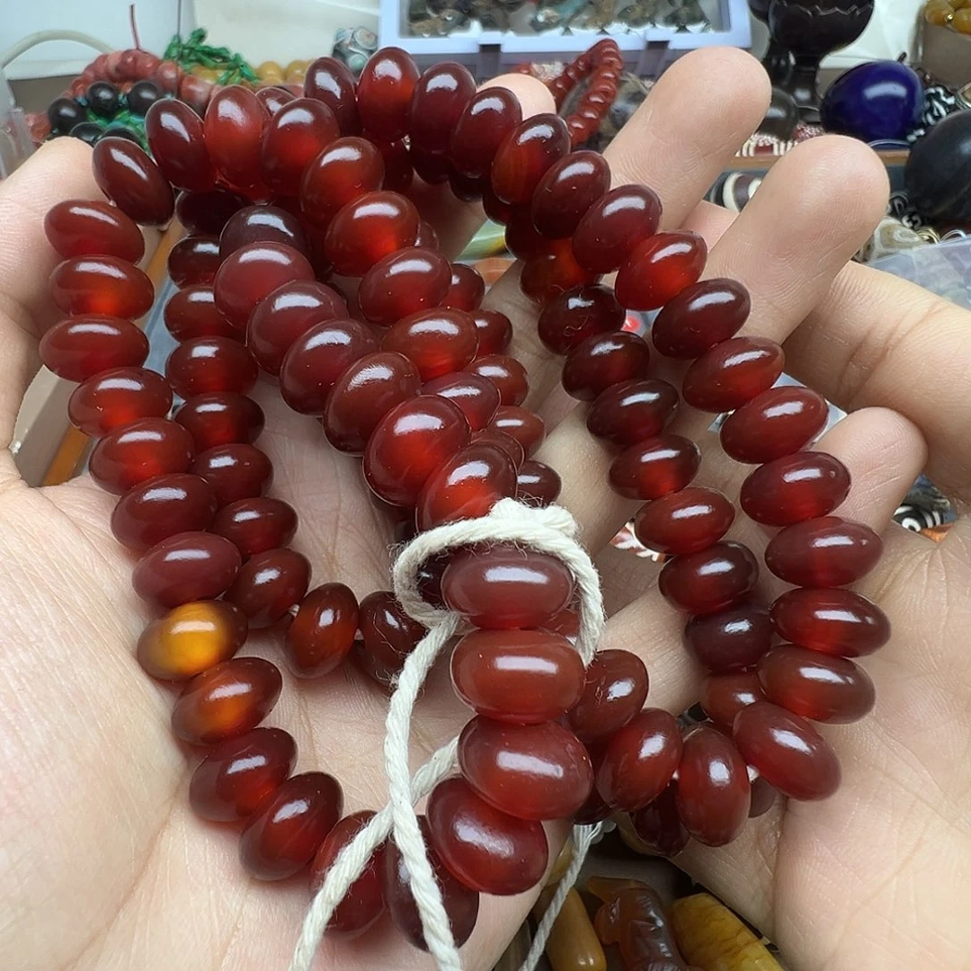 鸿***李玛瑙/玉髓未镶嵌珠宝半成品