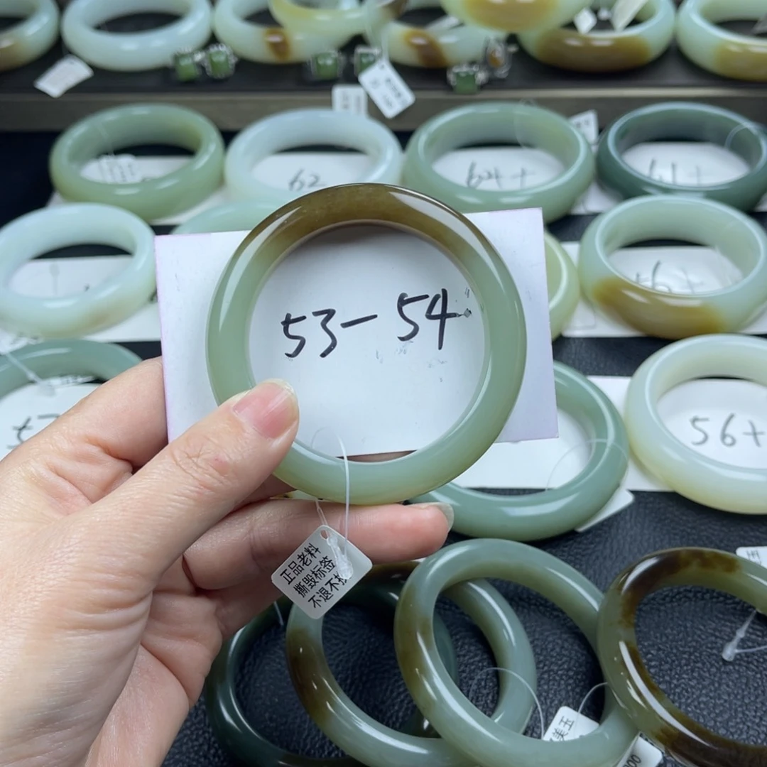 和田玉（糖玉）手镯未镶嵌