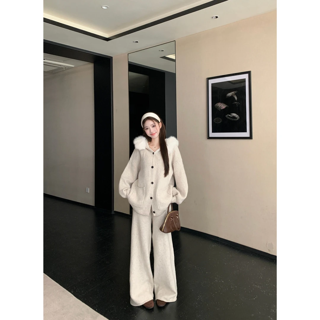 2025秋冬新款韩系宽松时尚休闲百搭毛领连帽长袖针织毛衣女装chic
