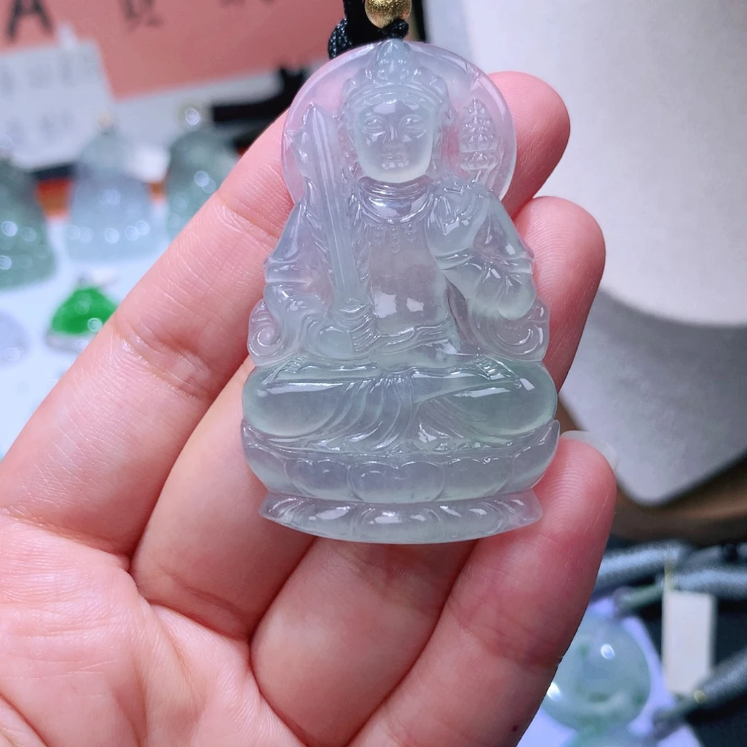 颈饰未镶嵌翡翠虚空藏