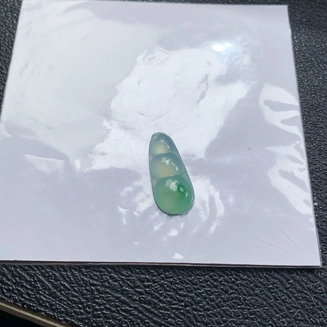 吊坠(不含链)未镶嵌翡翠福豆