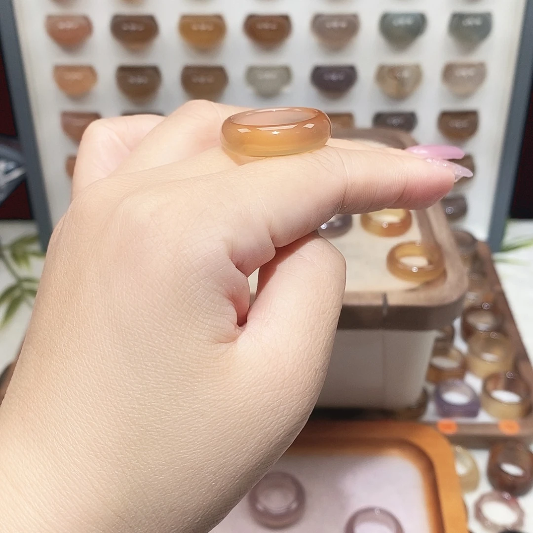 可***座玛瑙/玉髓未镶嵌戒指