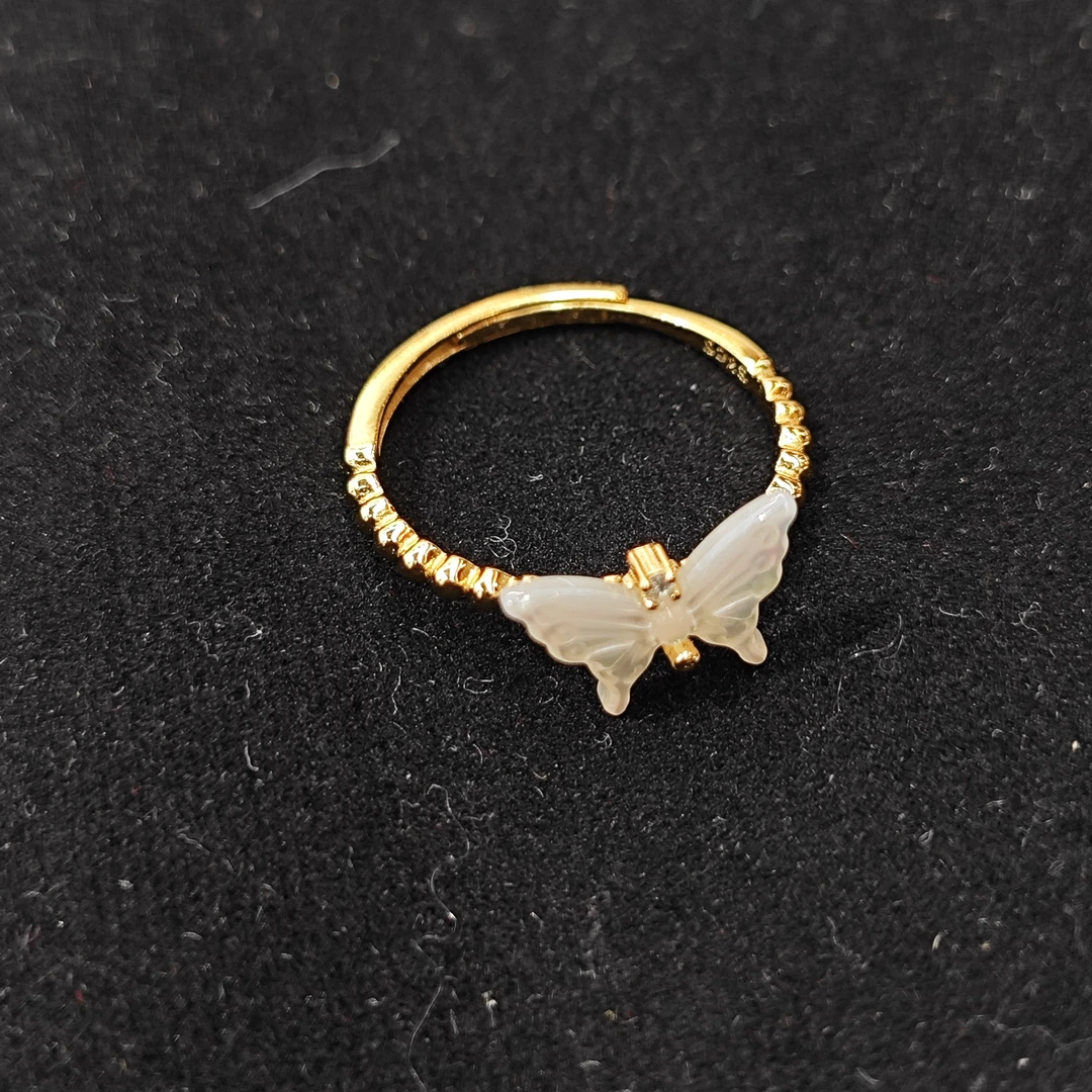 925银贝壳戒指 贝壳蝴蝶金色银戒指W035 jh