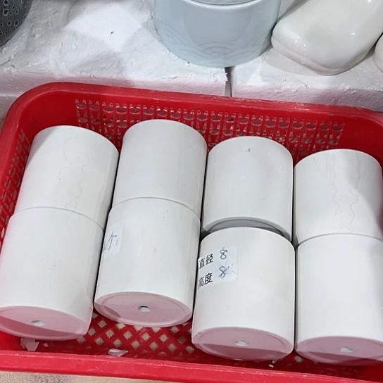 多肉绿植陶瓷花盆9.9包邮，有孔