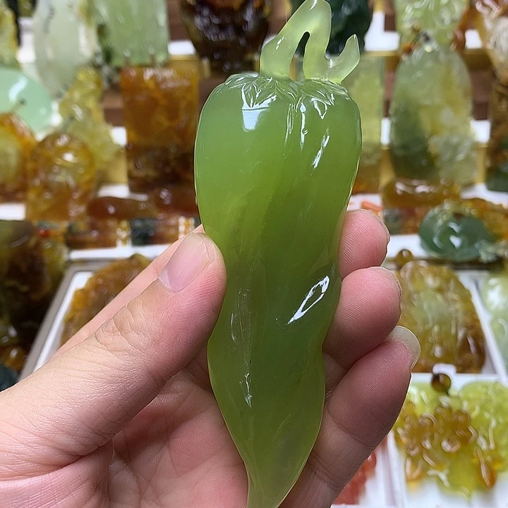 蛇纹石玉未镶嵌珠宝半成品