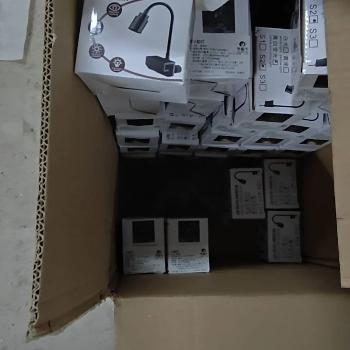 射灯三色变焦全新