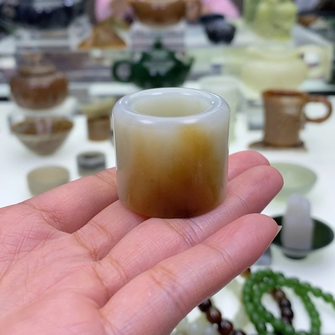 和田玉扳指未镶嵌逆***行