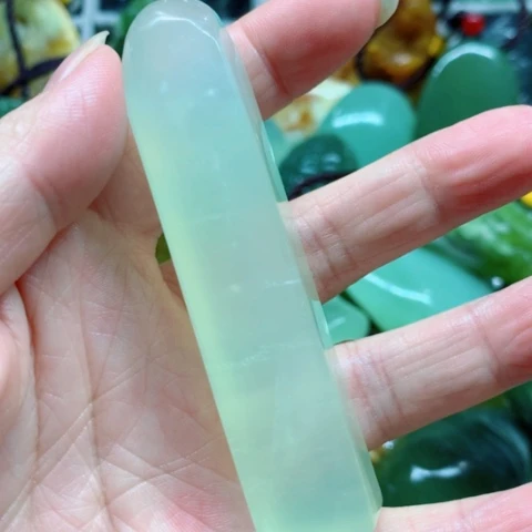 蛇纹石玉未镶嵌手把件