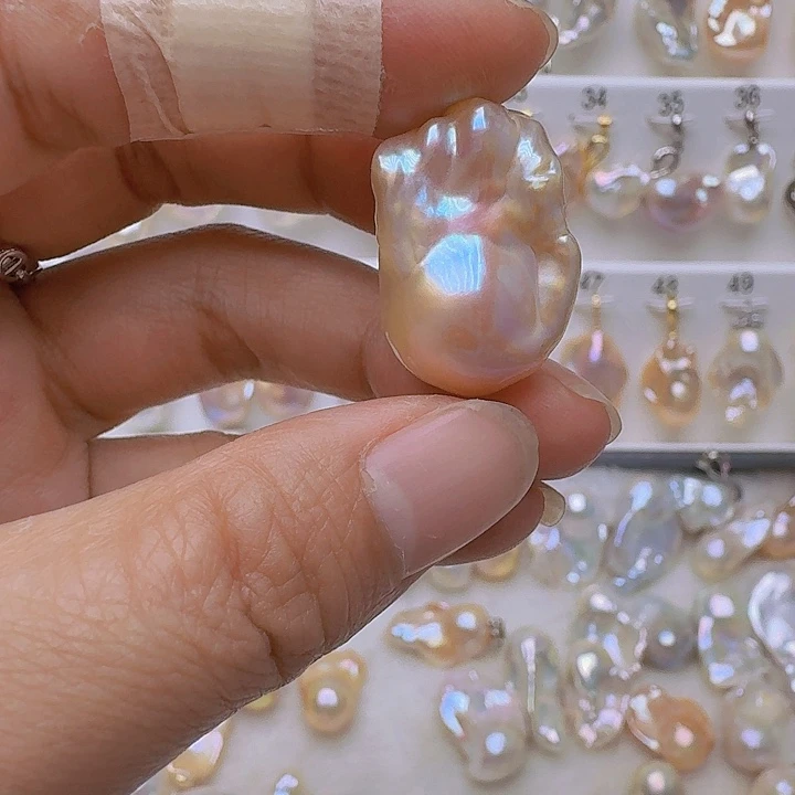 颈饰未镶嵌淡水珍珠