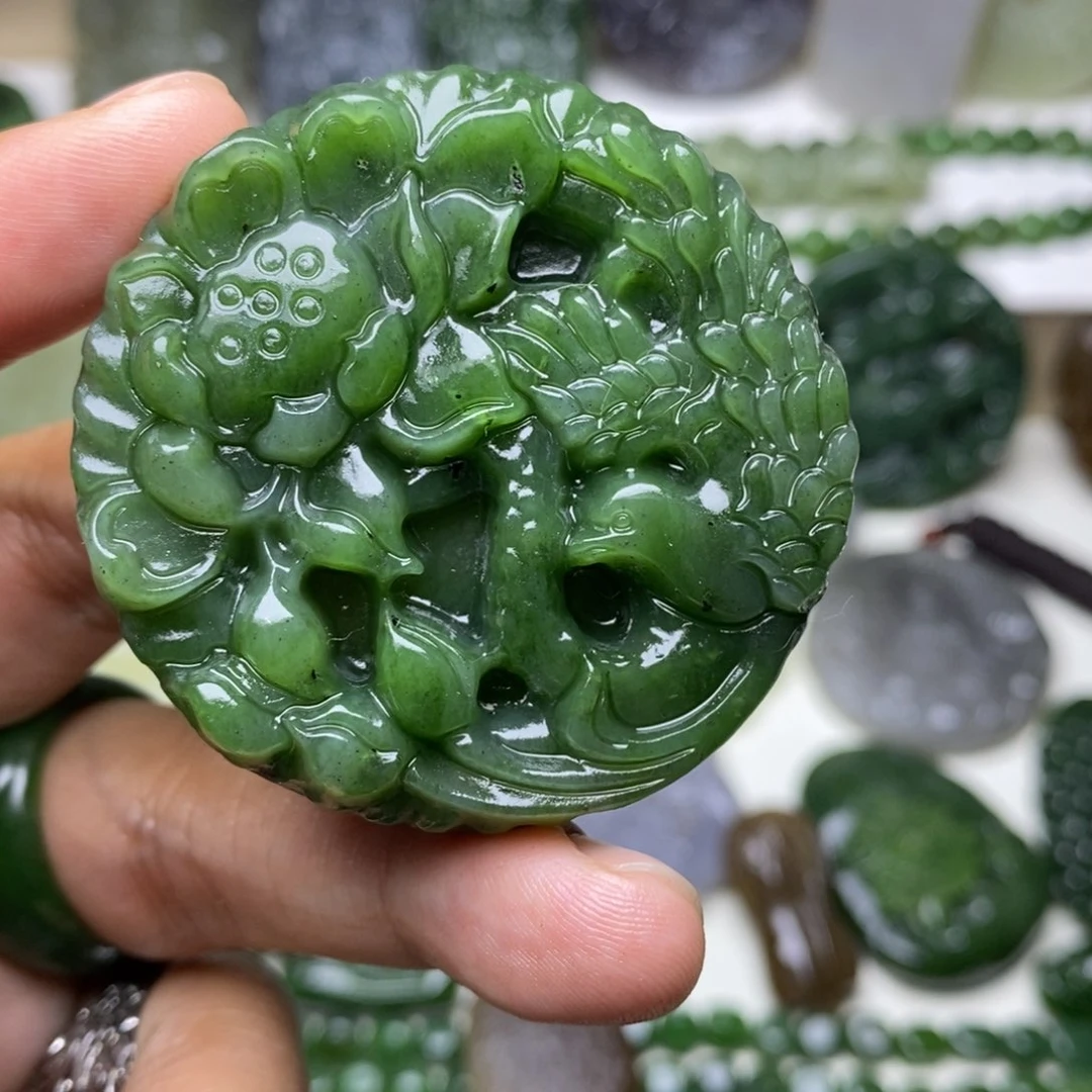 和田玉未镶嵌项链