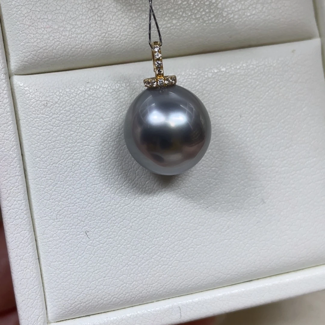 18K金镶嵌耳饰海水珍珠13.7mm