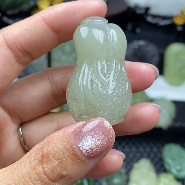 和田玉未镶嵌颈饰47