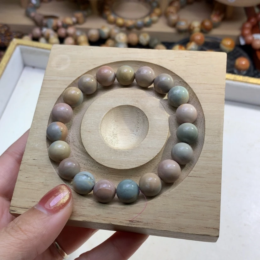 【闪购商品】石英质玉手链足铂镶嵌江****?