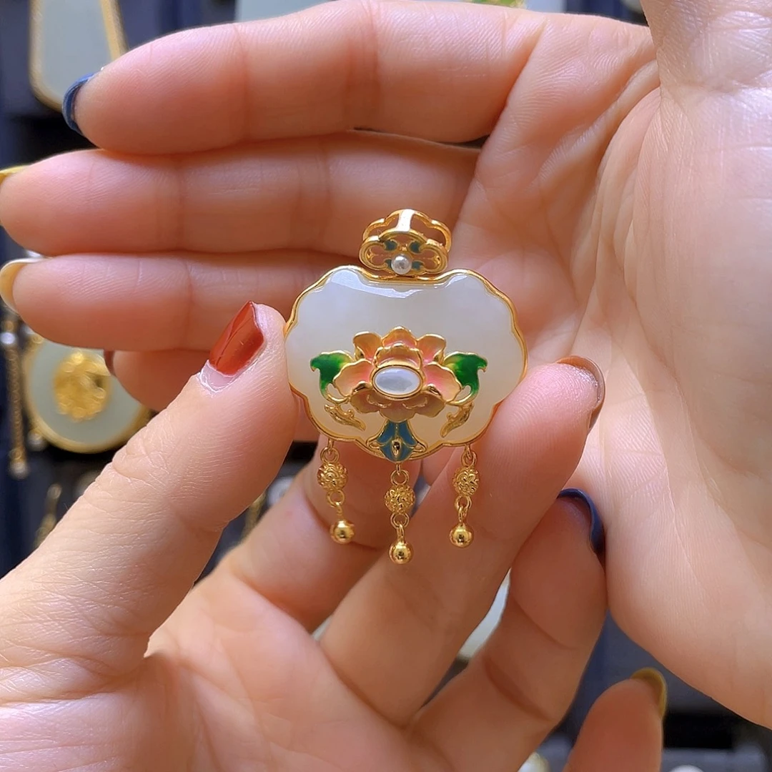 和田玉银S925镀金镶嵌颈饰