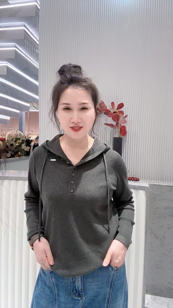 【仙姐精选】2025春秋新款连帽卫衣女洋气软糯针织衫上衣薄款毛衣